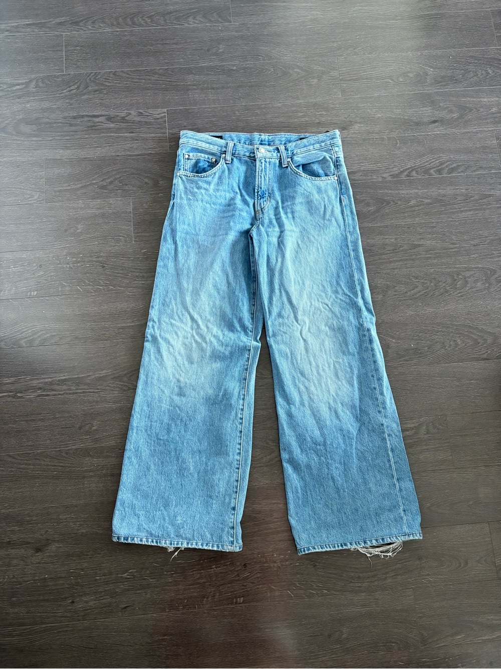 Zara ZW Low-Rise Wide-Leg Jeans – US 6